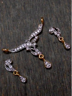 CZ Pendant With Earrings
